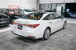 تۆیۆتا ئەڤەلۆن